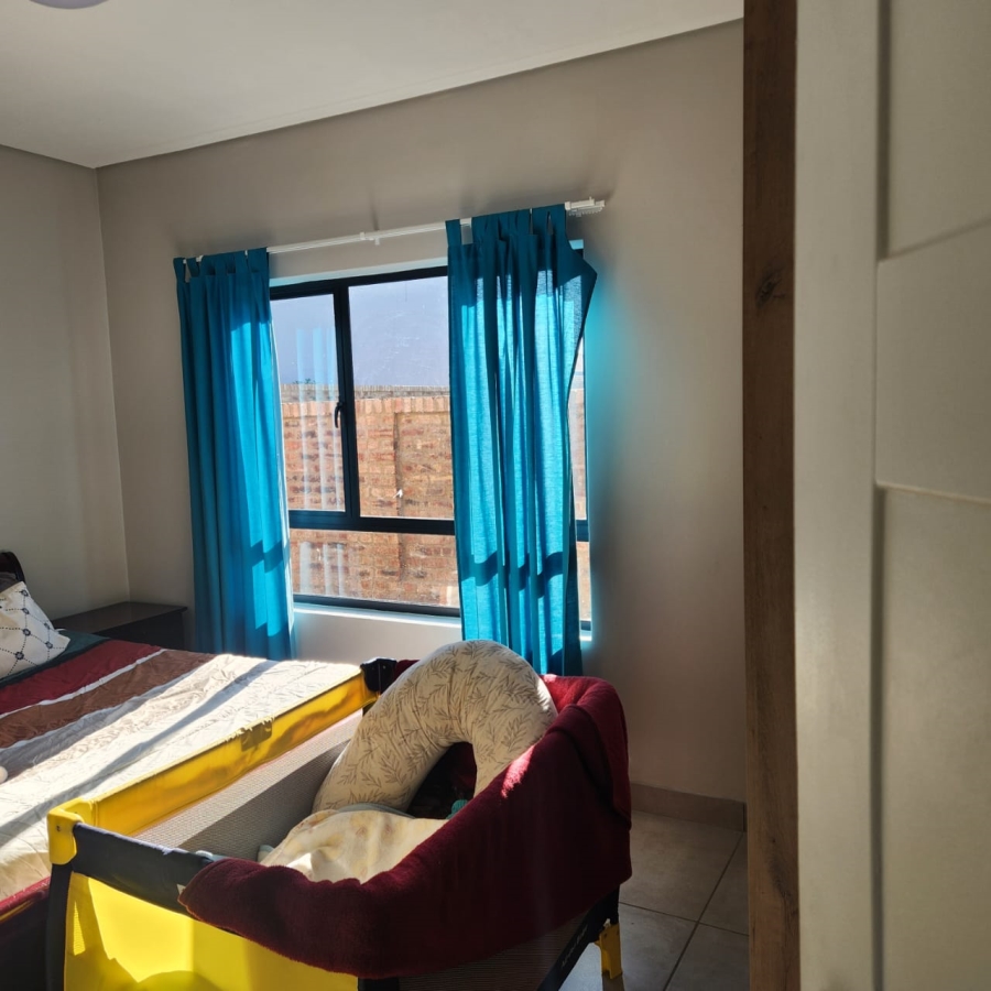 To Let 3 Bedroom Property for Rent in Van Der Hoff Park North West